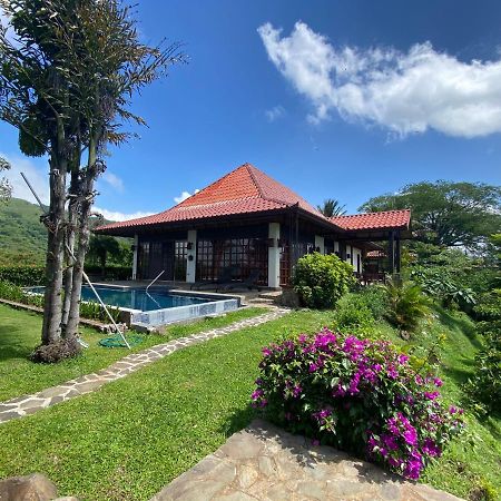 Tropical Balinese Villa Atenas Escobal Eksteriør billede