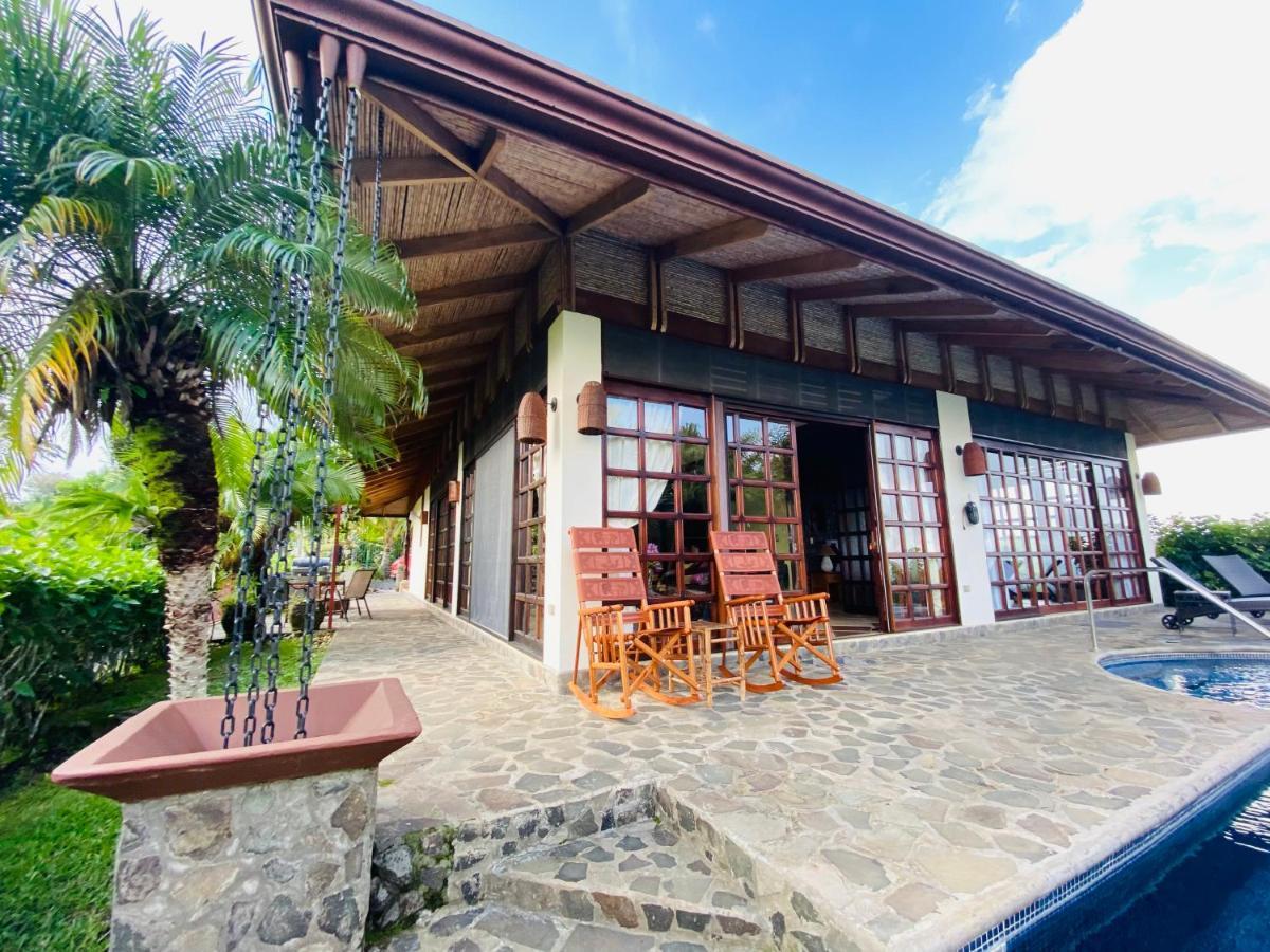 Tropical Balinese Villa Atenas Escobal Eksteriør billede